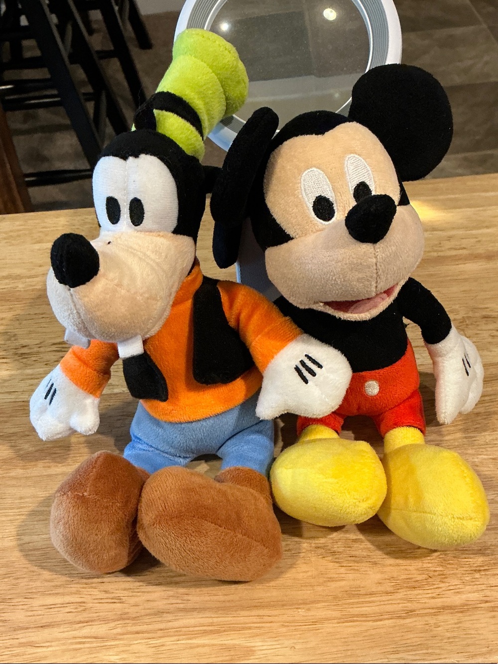 Lot of 2 Older Disney 9” Plush: Mickey Mouse & Goofy No Issues